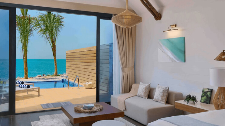 Anantara World Islands Dubai Resort